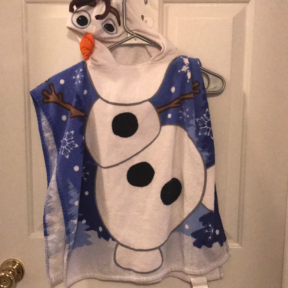 Olof hooded towel